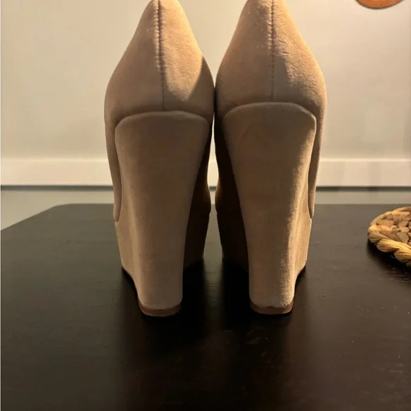 Steve Madden Pammyy Blush Suede Platform Wedges - Picture 4 of 14